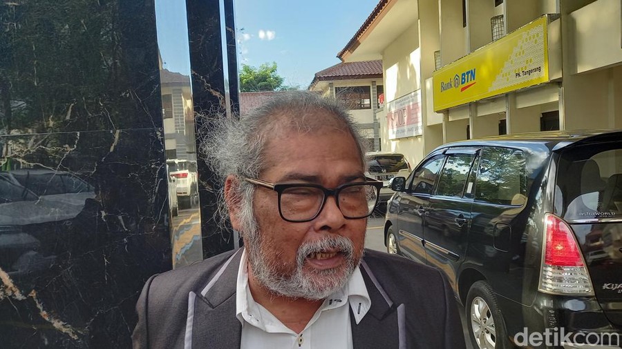 Arist Merdeka Sirait