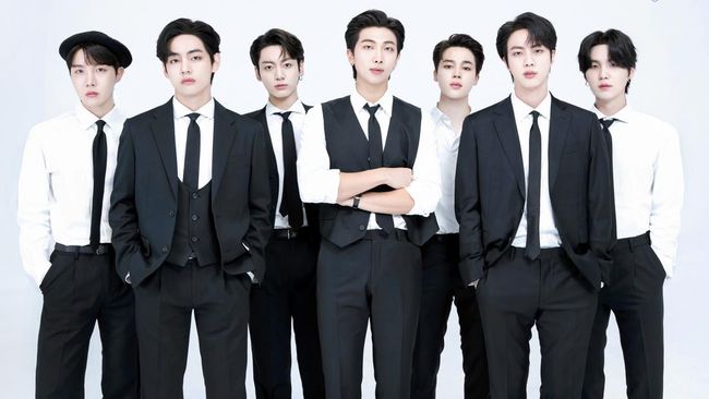 RM, Jimin, V, dan Jungkook BTS kompak untuk mendaftarkan diri mengikuti wajib militer mengikuti tiga member lainnya.