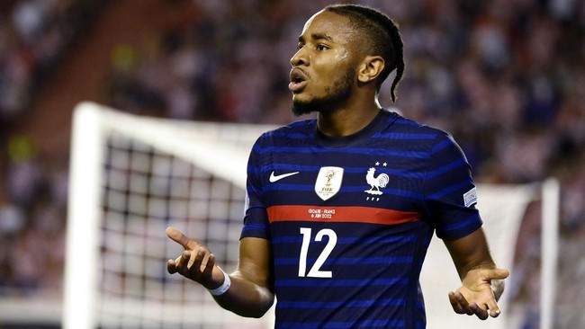 Timnas Prancis mengabarkan Christopher Nkunku dipastikan absen di Piala Dunia 2022 lantaran mengalami cedera dalam latihan di Qatar.