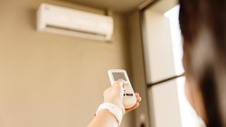 DIY Membersihkan Sendiri AC Kotor di Rumah