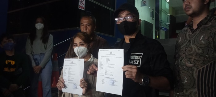 Krisna Mukti laporkan balik Tessa Mariska.