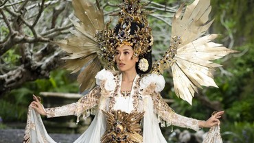 Kostum Nasional Olivia Aten di Miss Global 2022 Gaungkan Semangat Kartini