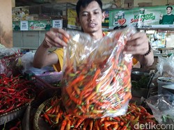 Harga Cabai-Tomat di Denpasar Turun Hari Ini, Cek Harganya Yuk!
