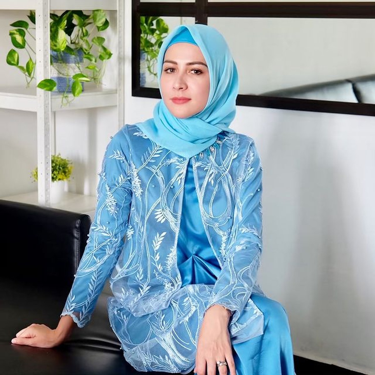 Penampilan Rina Diana Berhijab