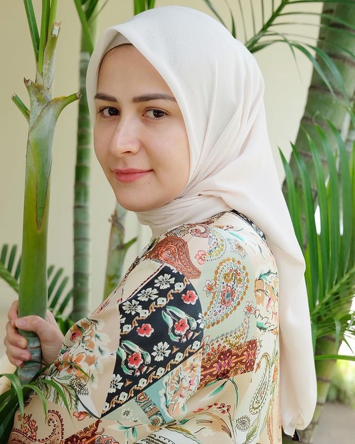 Penampilan Rina Diana Berhijab