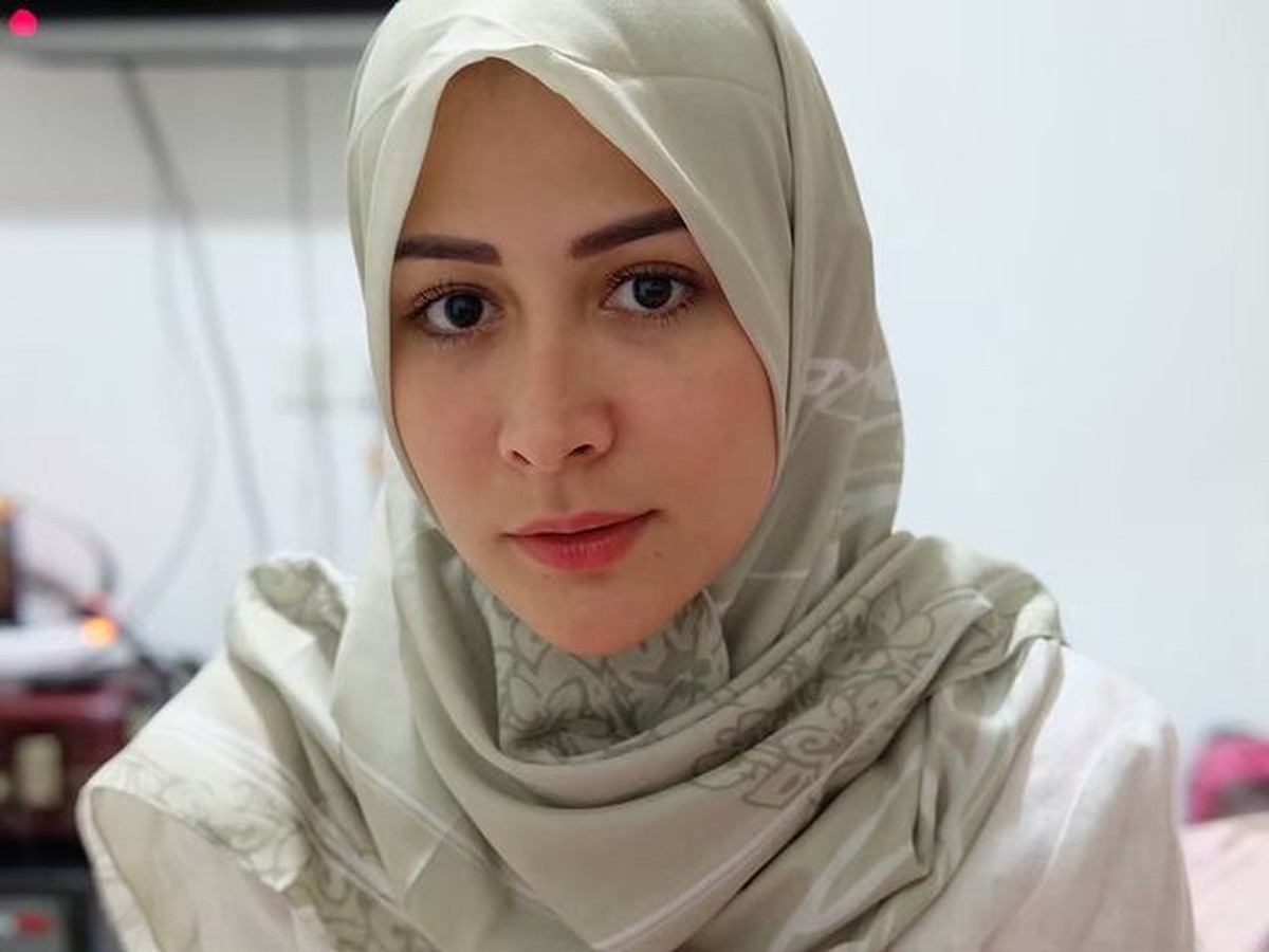 Penampilan Rina Diana Berhijab