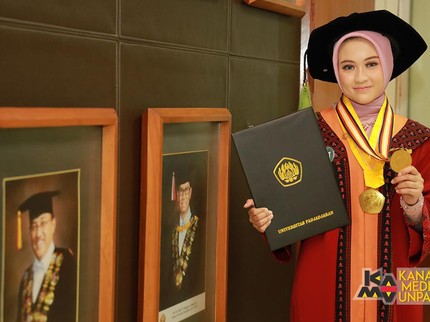 Keren! Calon Dokter Termuda dari Unpad, Rein Berhasil Lulus di Usia 19 Tahun