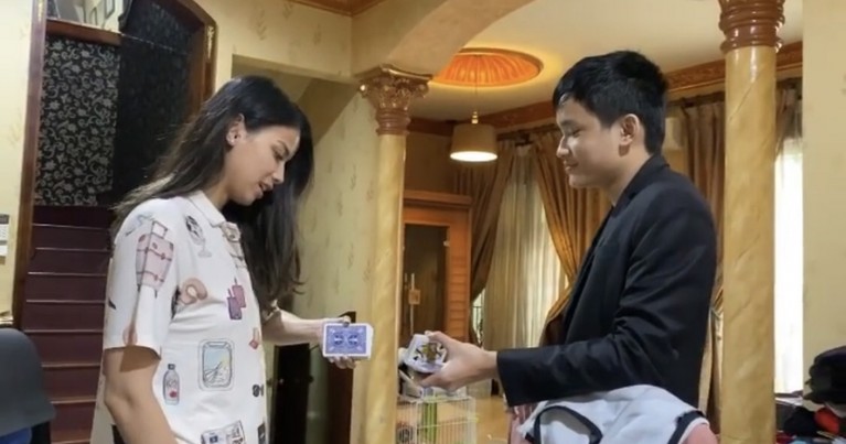 Sabrina Chairunnisa dan Azka Corbuzier Sabrina Chairunnisa dan Azka Corbuzier