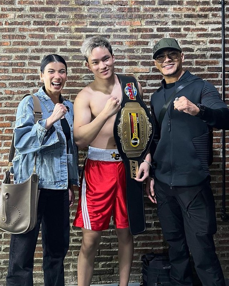 Sabrina Chairunnisa dan Azka Corbuzier Sabrina Chairunnisa dan Azka Corbuzier