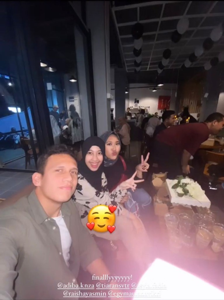 Adiba Khanza Adiba Khanza