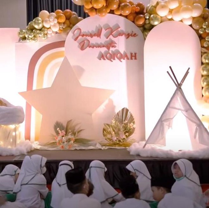 <p>Dari video yang dibagikan, Cut Meyriska dan Roger Danuarta terlihat mengundang puluhan anak yang kurang mampu, Bunda. (Foto: YouTube RogerChika Journey)</p>