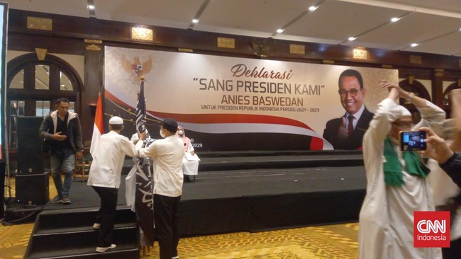 Polisi memastikan bendera di acara yang mendeklarasikan Anies Baswedan capres 2024 yang digelar oleh Majelis Sang Presiden bukan bendera HTI.