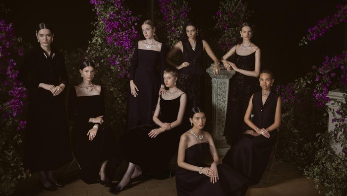 3 Fakta Menarik dari Fashion Show Koleksi Perhiasan Dior Print