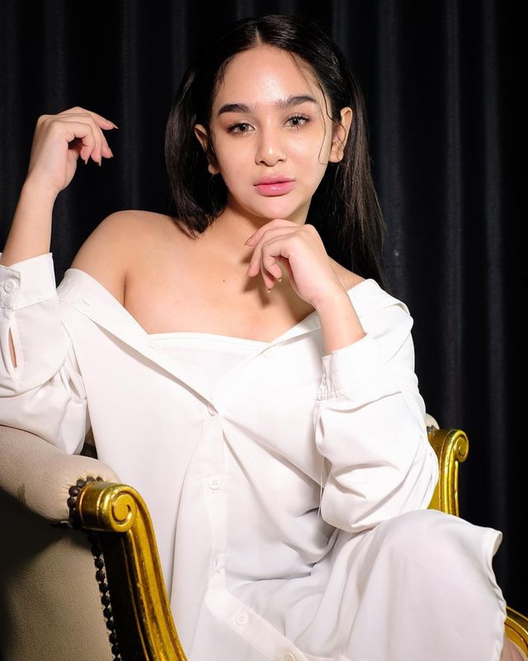 Hana Hanifah Hana Hanifah