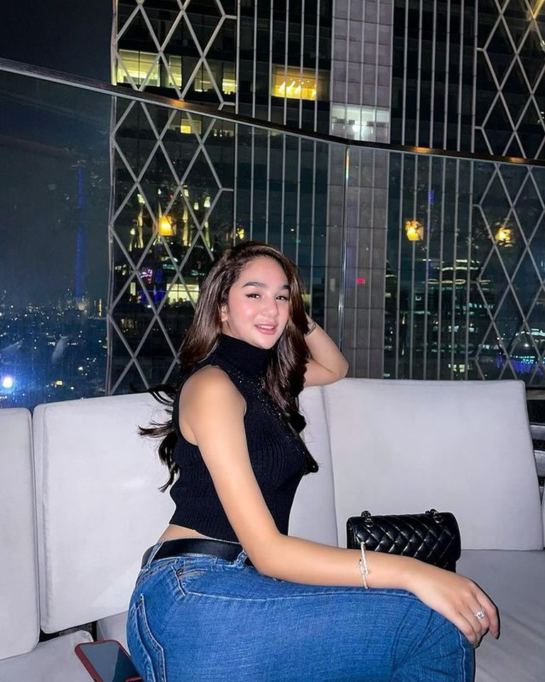 Hana Hanifah Hana Hanifah