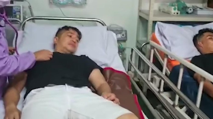 Irfan Hakim Tumbang karena Keripik Pedas, Ini Dampak Jangka Panjang dari Kebiasaan Makan Pedas! Duh... Irfan Hakim Tumbang karena Keripik Pedas, Ini Dampak Jangka Panjang dari Kebiasaan Makan Pedas! Duh...