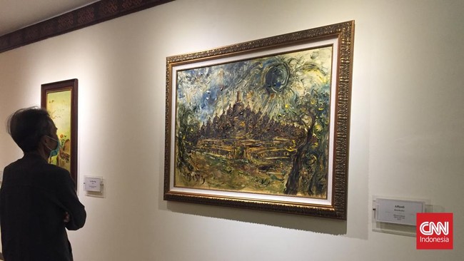 Galeri Seni berisi lukisan karya maestro dikoleksi oleh PT Pupuk Kaltim. Sejumlah seniman juga diajak melihatnya dan diajak berkarya seni tentang Bontang.
