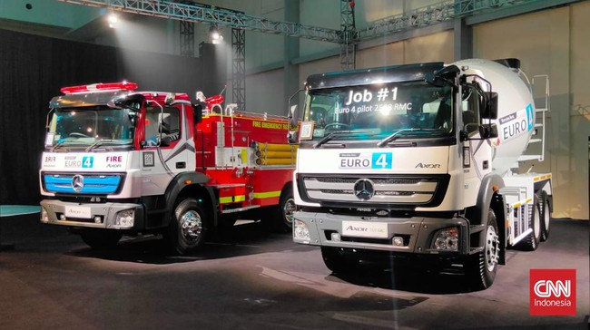 Mercedes-Benz Axor merupakan truk produksi lokal yang spesifikasinya sudah sesuai Euro 4. 