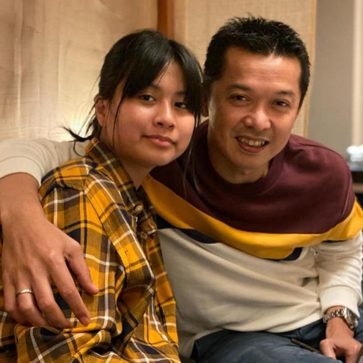 <p>Natarina atau karib dipanggil Ata tampaknya sangat dekat dengan sang ayah jika dilihat di media sosial mereka. (Foto: Instagram @taufikhidayatofficial)</p>