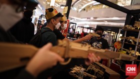 FOTO: Berburu Mainan dalam Pameran Action Figure di Kemang