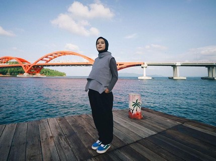 7 Potret Tantri Kotak Makin Stylish dan PD Unggah OOTD Sejak BB Turun 24 Kg
