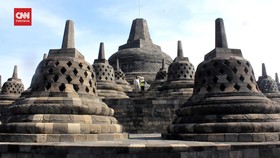 VIDEO: Melihat Penampakan Keausan Lantai dan Tangga Candi Borobudur