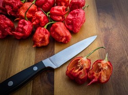 Ini Fakta Carolina Reaper yang Jadi Campuran Keripik Super Pedas