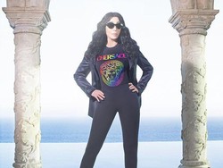 Makin Bergairah di Usia Senja, Cher Bikin Pangling di Pemotretan Terbaru