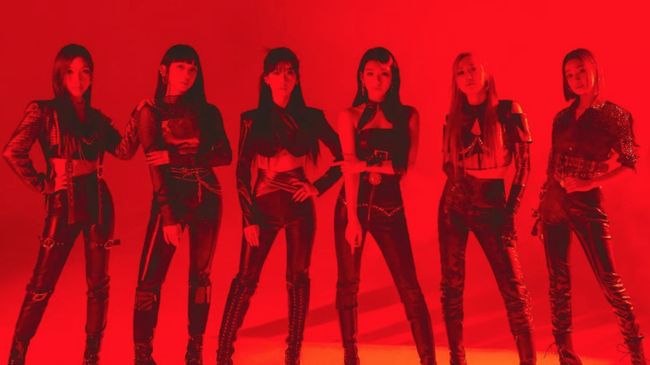 Girlband Secret Number merilis MV baru berjudul Doomchita dengan penampilan lebih dewasa.