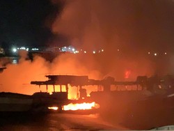 Kapal Dumai Line 5 Terbakar di Batam, 1 Penumpang Tewas