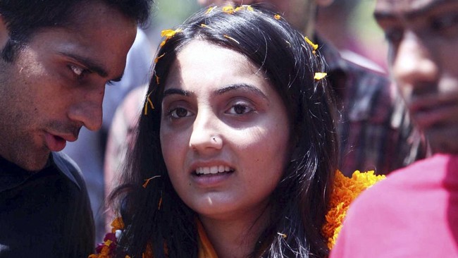 Nupur Sharma, juru bicara partai berkuasa India, Partai Bharatiya Janata, menuai kecaman karena menghina Nabi Muhammad dalam sebuah debat di televisi.