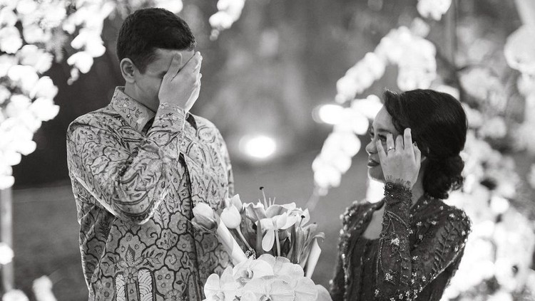 Potret Lamaran Mutiara Baswedan