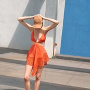 Oranye Diprediksi Bakalan Jadi Tren Fashion 2023, Simak Cara Mix and Match ala Desainer