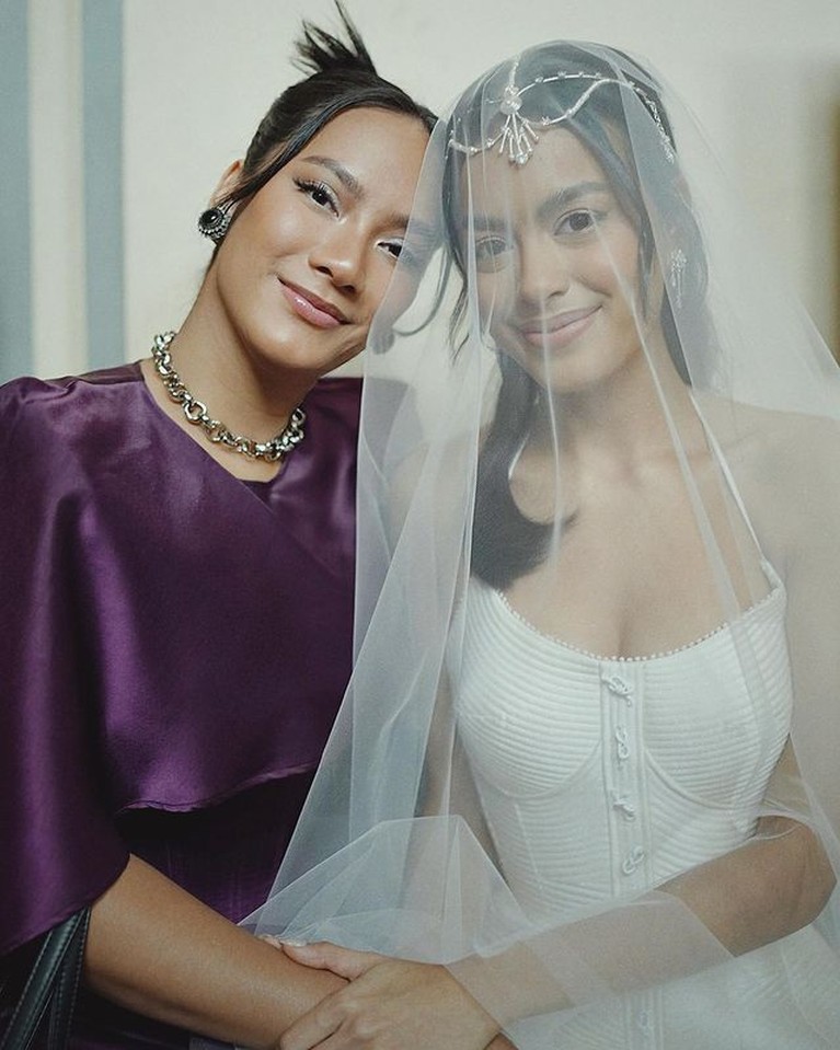Tamu Spesial di Pernikahan Eva Celia Tamu Spesial di Pernikahan Eva Celia