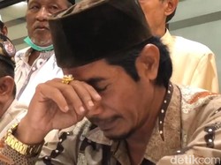 Disuruh MUI Syahadat, Pria yang Menikahi Domba Menangis Bertobat