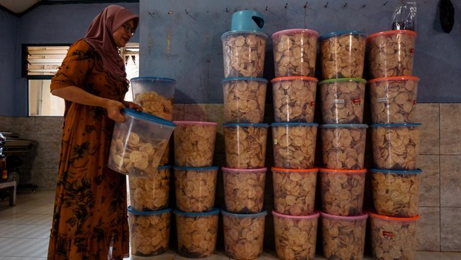 FOTO: Jerit Usaha Keripik Tempe saat Harga Minyak Goreng Selangit