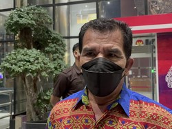 Diperiksa KPK, Kadis Ambon Ngaku Tak Suruh Pegawai Bakar Berkas