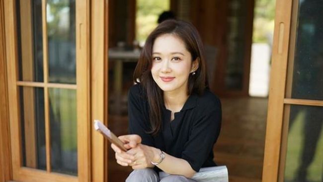 Pantas Awet Muda dan Cantik, Ternyata Ini Kebiasaan Merawat Kulit 5 Aktris Korea di Usia 40-an