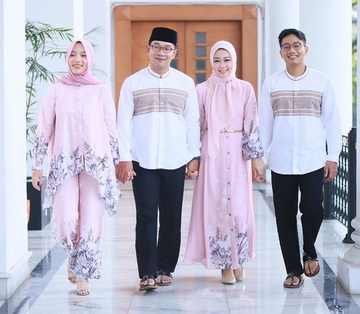 Kenangan Keluarga Ridwan Kamil dan Mendiang Eril