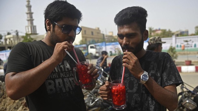 FOTO: Rooh Afza si 'Penyegar Jiwa', Minuman Pemersatu India-Pakistan