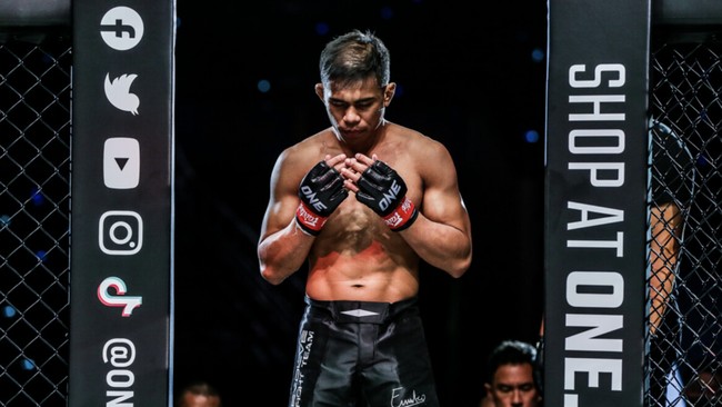Eko Roni Saputra, petarung kelahiran Samarinda, menyimpan asa untuk bisa unjuk gigi di ajang ONE 161: Moraes vs Johnson jilid II pada Agustus mendatang.