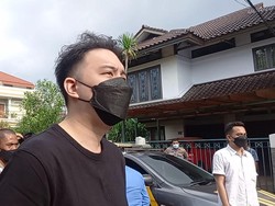 Pemilik Usaha Nasi Padang Babi di Jakarta Dibawa ke Kantor Polisi