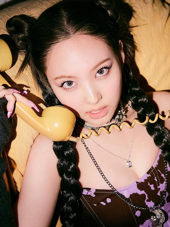 Rencananya, Nayeon akan merilis mini album pertama dengan judul 'IM NAYEON', yang juga merupakan nama lahirnya./ foto: twitter.com/JYPETWICE