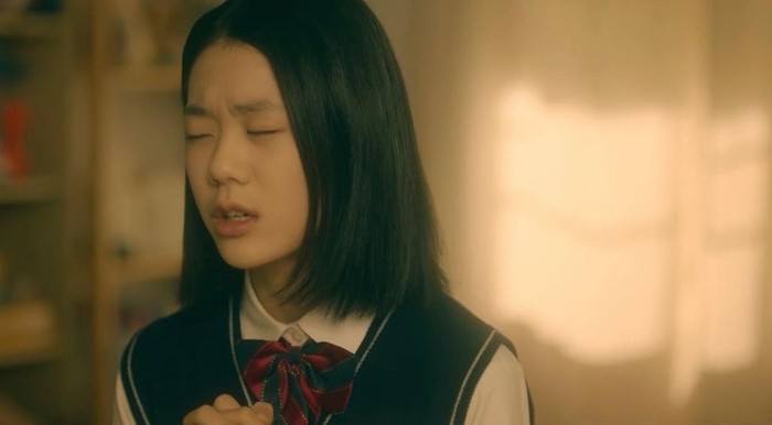 Selain Eve, Kim Ji An juga membintangi drama on going lainnya, yaitu Woori The Virgin. Perempuan cantik ini berperan sebagai Oh Woo Ri di saat remaja yang membuat pantangan untuk mempertahankan keperawanannya hingga menikah/ Foto: instagram.com/kimjian08