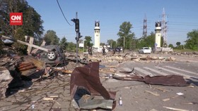 VIDEO: Bangunan Kafe Dirudal Rusia. 3 Warga Tewas