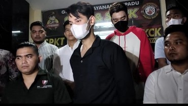 img-title Bintang Ikatan Cinta Alami Penganiayaan, Unggah Video Bukti Jalani Perawatan