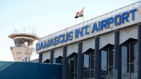Israel Gempur Bandara Utama Suriah, Diduga untuk Ganggu Pasokan Iran