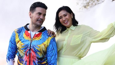 Beredar Video Beniqno Kepergok Rangkul Mesra Erie Suzan, Pacaran?