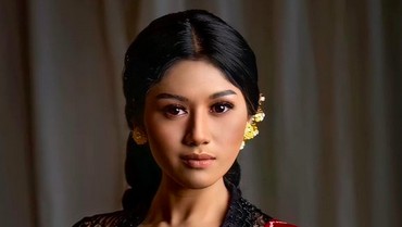 Sambil Jawab Pertanyaan Netizen, Erina Gudono Pamer Foto Kaesang?