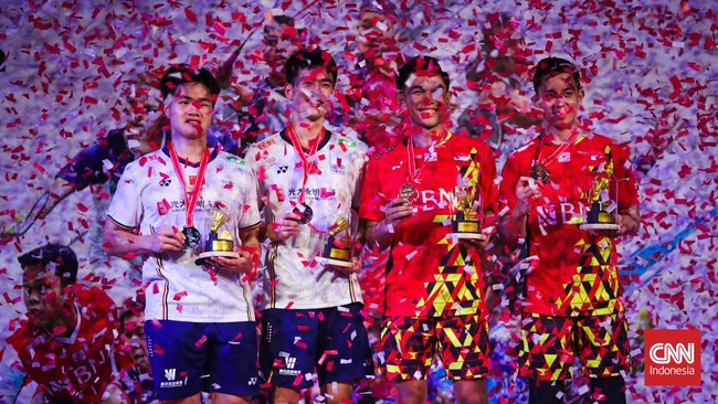 FOTO: Fajar/Rian Sabet Gelar Indonesia Masters 2022